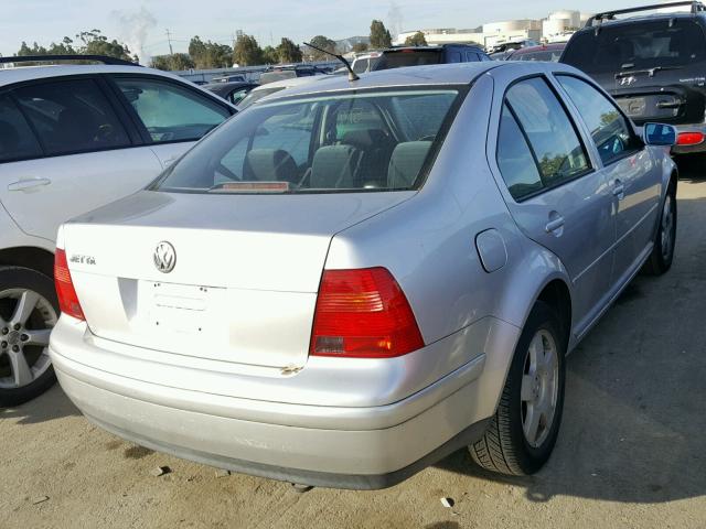 3VWSC29M2XM093884 - 1999 VOLKSWAGEN JETTA GLS SILVER photo 4