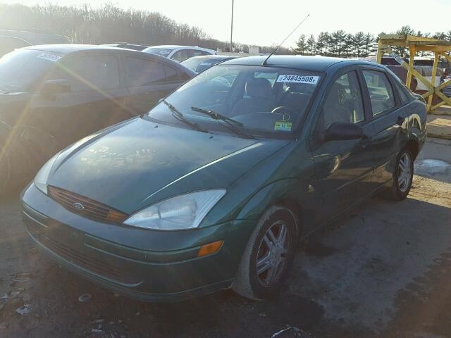 1FAFP34P32W290173 - 2002 FORD FOCUS SE GREEN photo 2