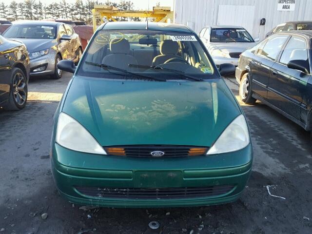 1FAFP34P32W290173 - 2002 FORD FOCUS SE GREEN photo 9