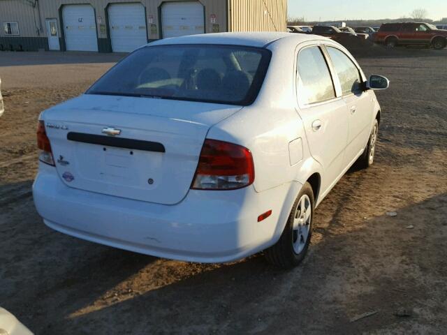 KL1TD52695B381933 - 2005 CHEVROLET AVEO BASE WHITE photo 4