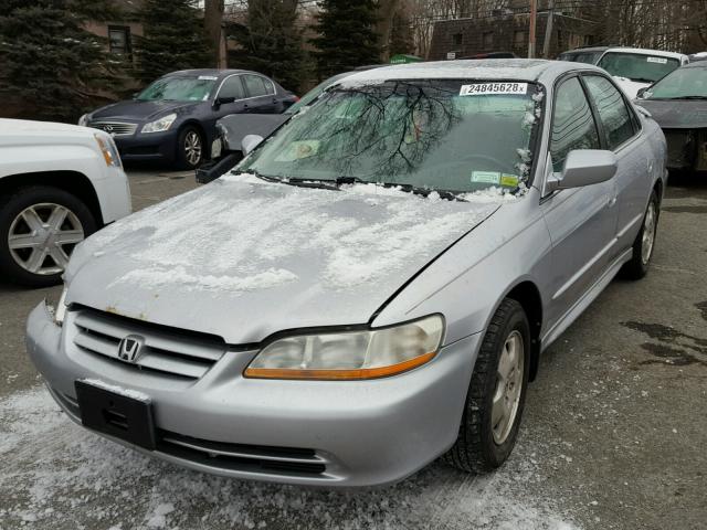 1HGCG16562A024058 - 2002 HONDA ACCORD EX SILVER photo 2