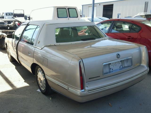 1G6KD54Y2WU773065 - 1998 CADILLAC DEVILLE TAN photo 3