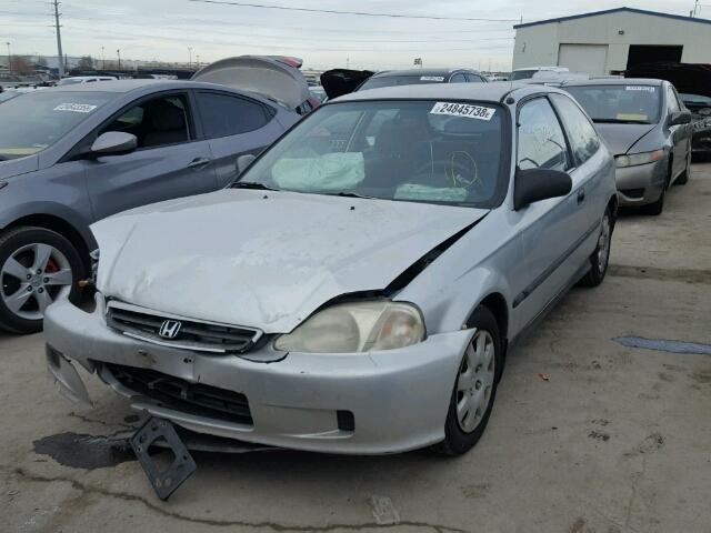 2HGEJ6348XH100598 - 1999 HONDA CIVIC DX SILVER photo 2