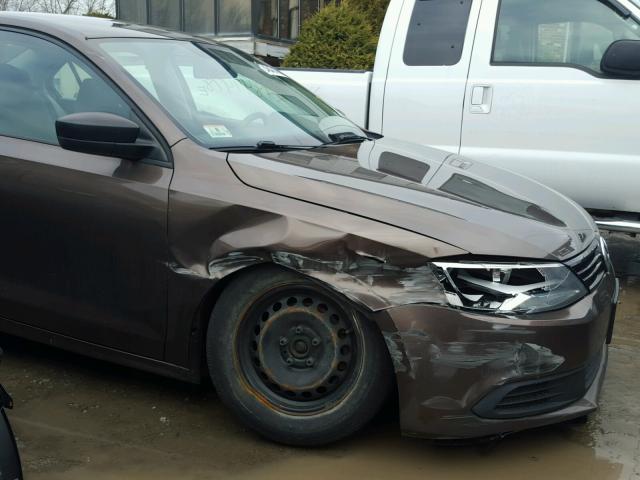 3VW2K7AJ1BM379087 - 2011 VOLKSWAGEN JETTA BASE ყავისფერი ფოტო 9