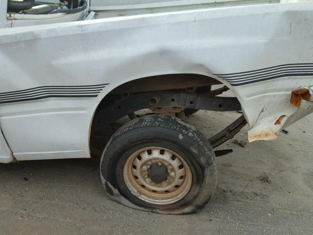 4S1CL11L3L4216384 - 1990 ISUZU CONVENTION WHITE photo 9