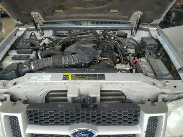 1FMZU67K04UB59570 - 2004 FORD EXPLORER S SILVER photo 7