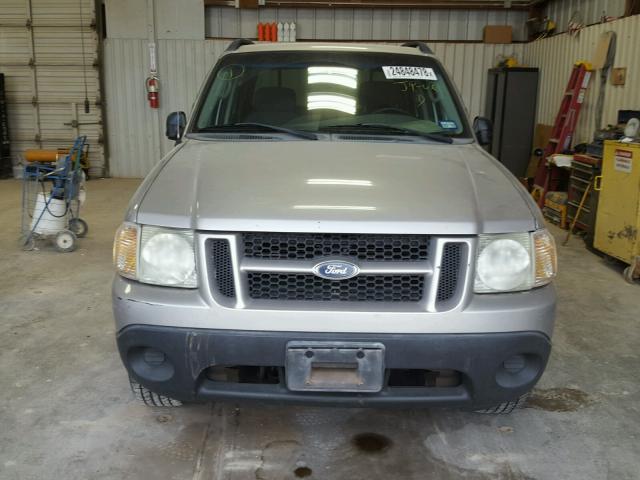 1FMZU67K04UB59570 - 2004 FORD EXPLORER S SILVER photo 9