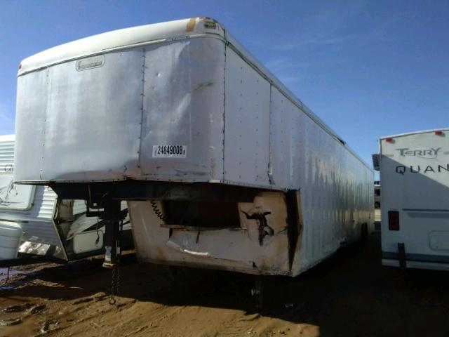 48B500V3422030141 - 2002 C&W TRAILER WHITE photo 2