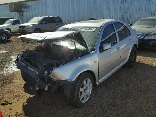 3VWTH69M32M156402 - 2002 VOLKSWAGEN JETTA GLX SILVER photo 2