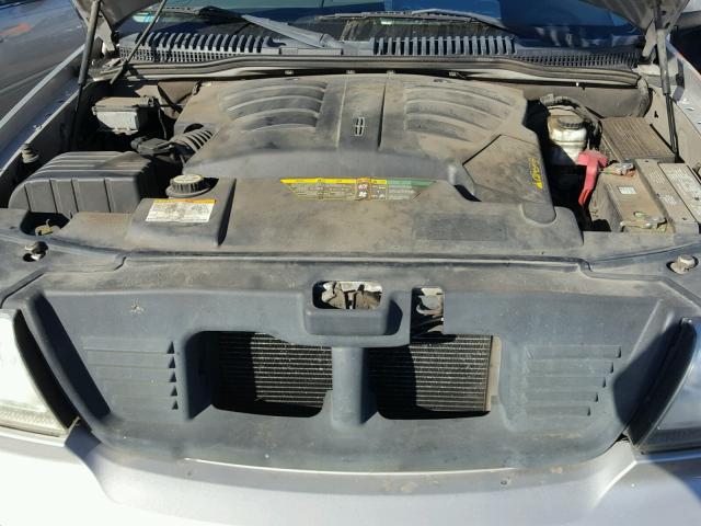 5LMEU68H05ZJ17161 - 2005 LINCOLN AVIATOR 银色 照片 7