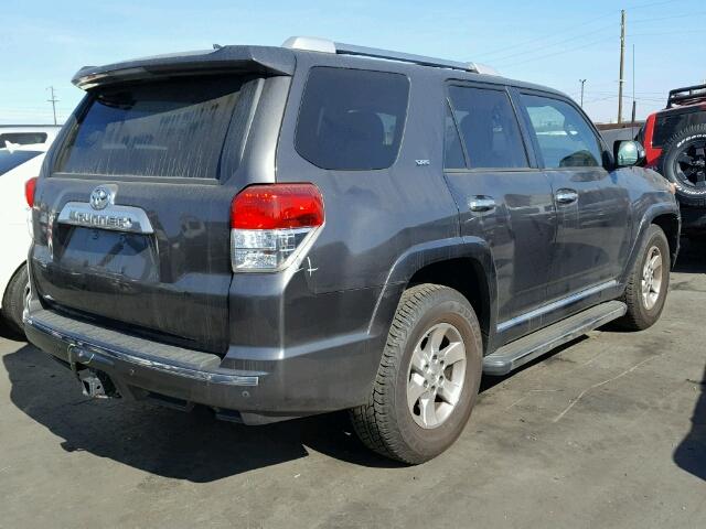 JTEZU5JR2B5021682 - 2011 TOYOTA 4RUNNER SR CHARCOAL photo 4