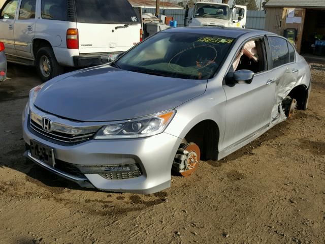 1HGCR2F67GA158996 - 2016 HONDA ACCORD SPO SILVER photo 2