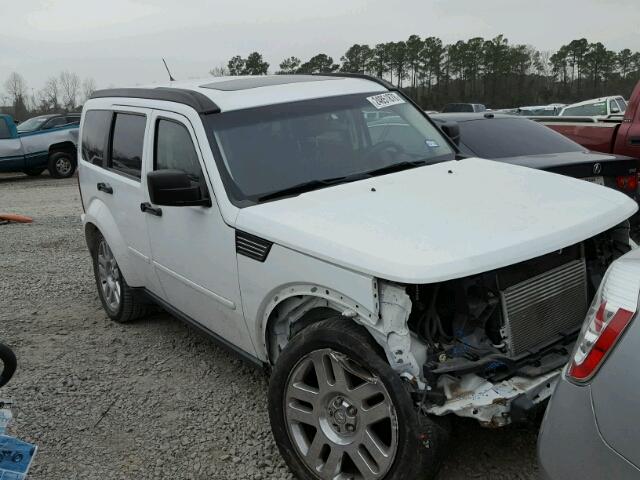 1D4PT4GK7BW600201 - 2011 DODGE NITRO HEAT WHITE photo 1