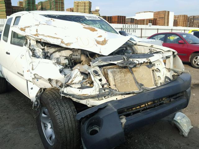 5TEUX42N45Z030543 - 2005 TOYOTA TACOMA ACC WHITE photo 9