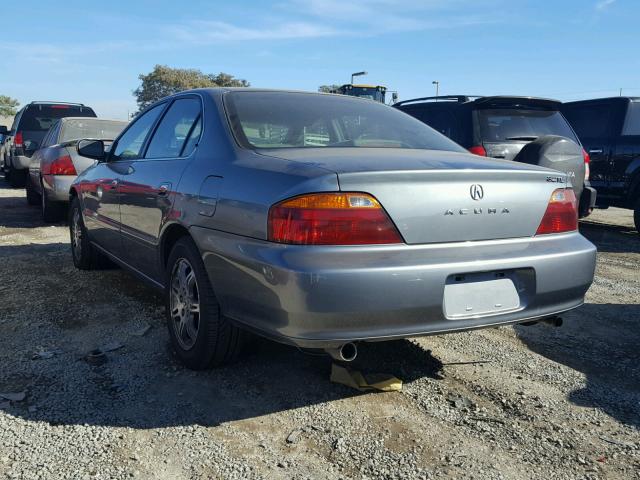 19UUA5669YA061510 - 2000 ACURA 3.2TL GRAY photo 3