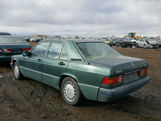 WDBDA29D2PG030505 - 1993 MERCEDES-BENZ 190 E 2.6 GREEN photo 3