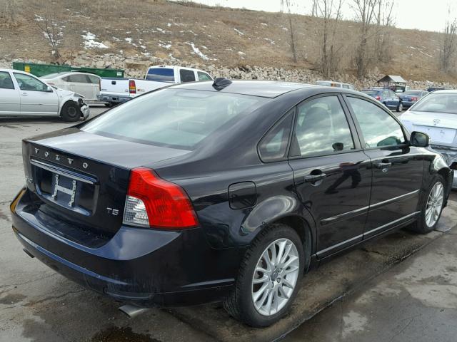 YV1672MS1B2537765 - 2011 VOLVO S40 T5 BLACK photo 4