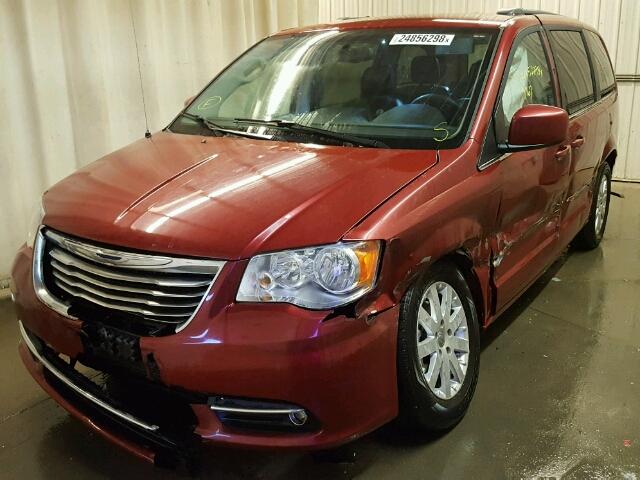 2C4RC1BG8ER383407 - 2014 CHRYSLER TOWN & COU RED photo 2