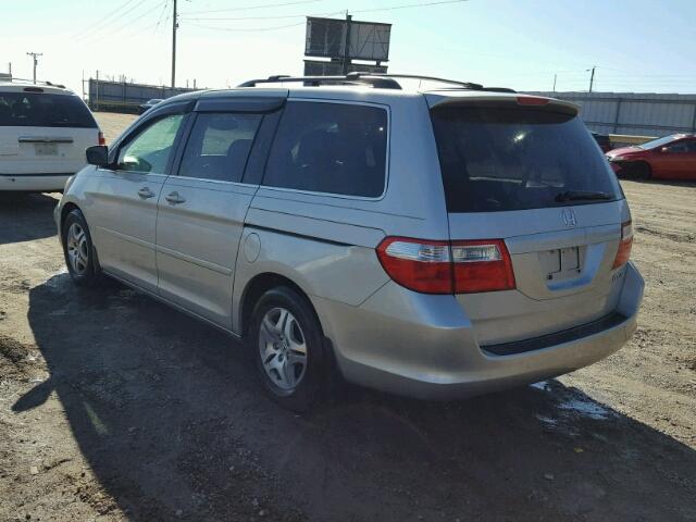 5FNRL38715B083318 - 2005 HONDA ODYSSEY EX SILVER photo 3