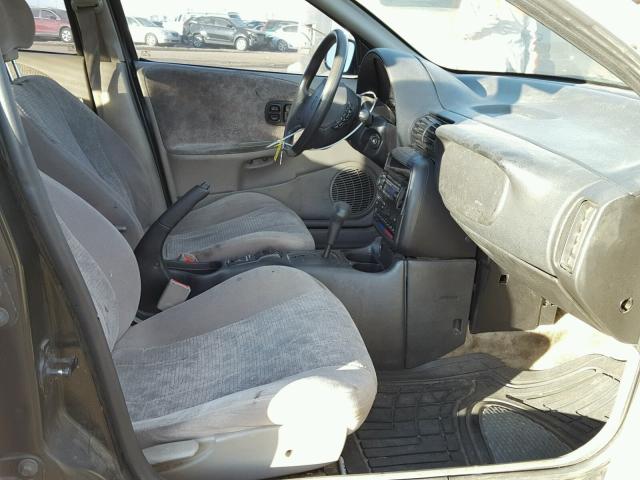 1G8ZK8270WZ264537 - 1998 SATURN SW2 WHITE photo 5