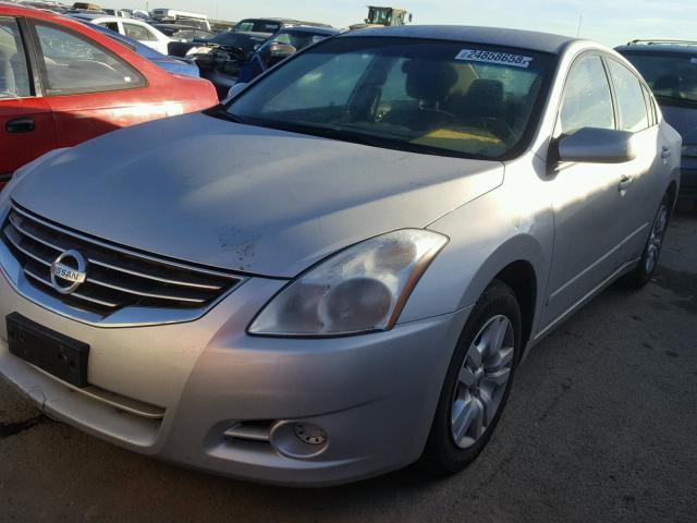 1N4AL2AP7CC220117 - 2012 NISSAN ALTIMA BAS SILVER photo 2