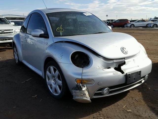 3VWDD21C61M461452 - 2001 VOLKSWAGEN NEW BEETLE 银色 照片 1