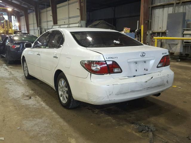 JTHBA30GX45052716 - 2004 LEXUS ES 330 WHITE photo 3