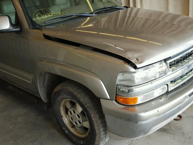 1GNFK16Z23J134269 - 2003 CHEVROLET SUBURBAN K TAN photo 9