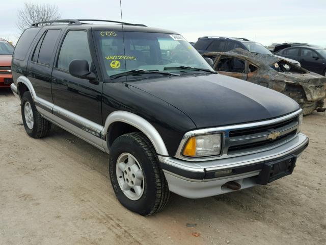 1GNDT13W8T2229265 - 1996 CHEVROLET BLAZER BLACK photo 1