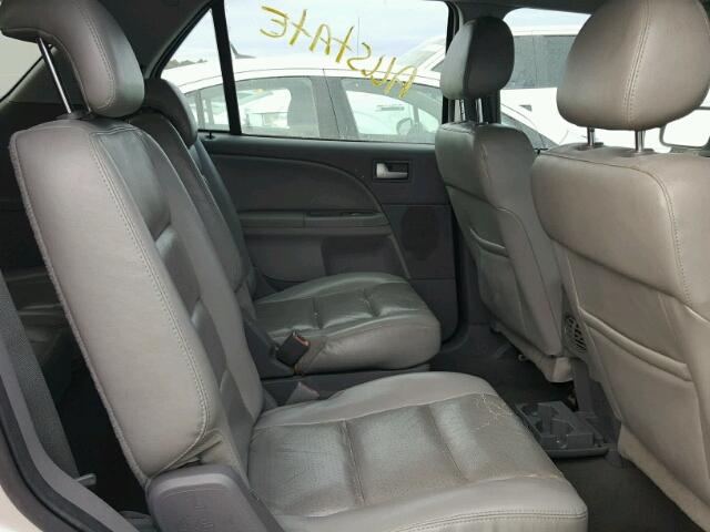 1FMDK02127GA17641 - 2007 FORD FREESTYLE SILVER photo 6