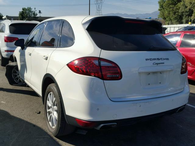 WP1AA2A23BLA02628 - 2011 PORSCHE CAYENNE WHITE photo 3