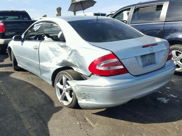 WDBTJ65J55F165981 - 2005 MERCEDES-BENZ CLK 320C GRAY photo 3