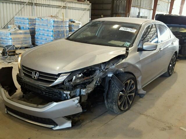 1HGCR2F53FA123667 - 2015 HONDA ACCORD SPO SILVER photo 2