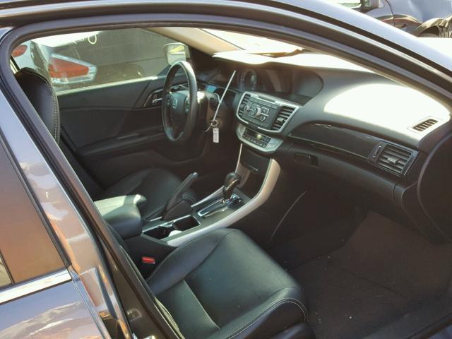 1HGCR2F57DA209285 - 2013 HONDA ACCORD SPO BROWN photo 5