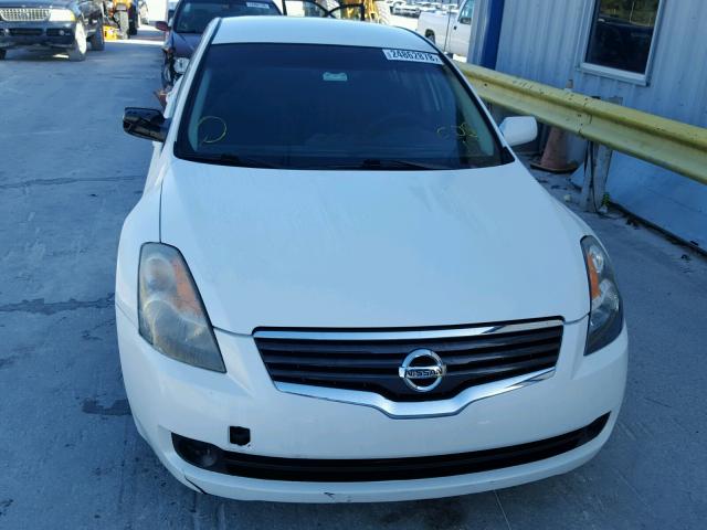 1N4AL21E88N420692 - 2008 NISSAN ALTIMA 2.5 WHITE photo 9