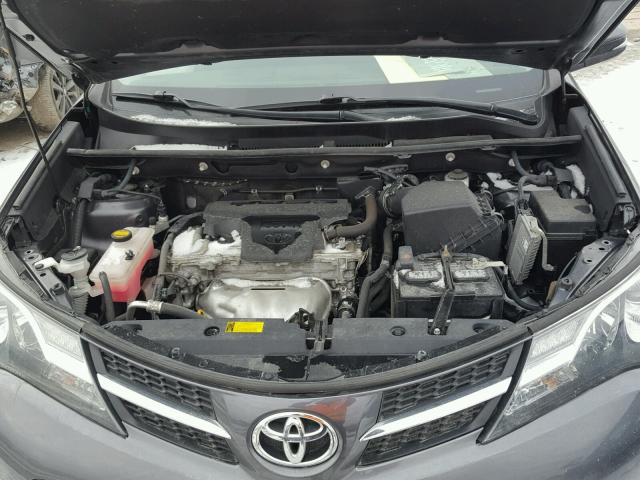 2T3RFREV9DW115843 - 2013 TOYOTA RAV4 XLE CHARCOAL photo 7