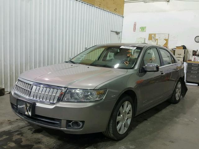 3LNHM26T68R639821 - 2008 LINCOLN MKZ GOLD photo 2