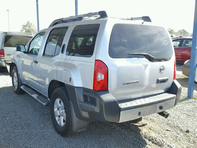 5N1AN0NU3AC526958 - 2010 NISSAN XTERRA OFF SILVER photo 3