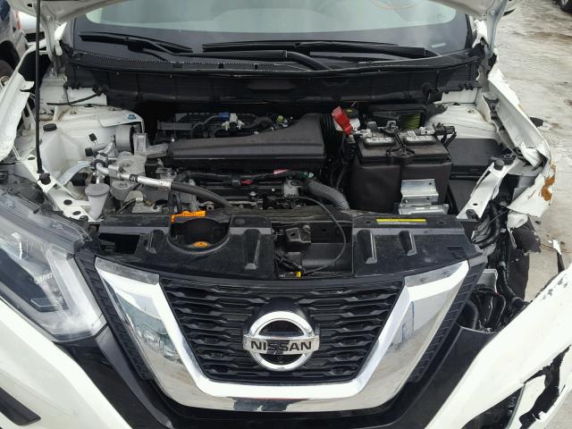 5N1AT2MV7HC745198 - 2017 NISSAN ROGUE SV WHITE photo 7