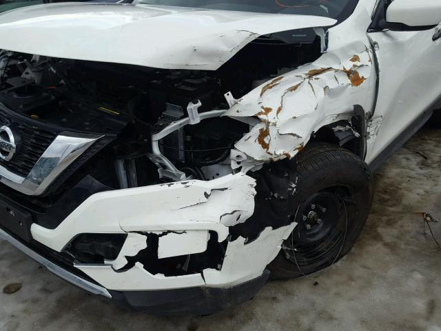 5N1AT2MV7HC745198 - 2017 NISSAN ROGUE SV WHITE photo 9