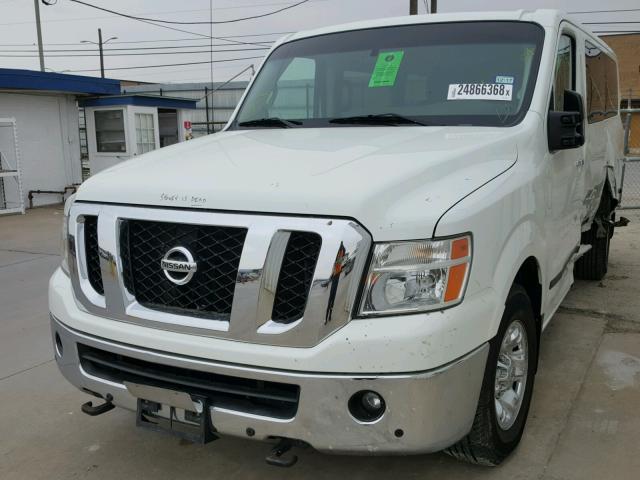 5BZAF0AA6DN201579 - 2013 NISSAN NV 3500 WHITE photo 2