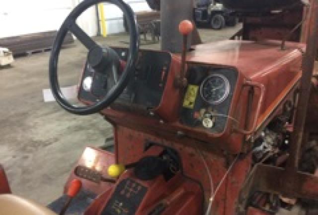 5T0706 - 2001 DITCH WITCH 5110 ORANGE photo 5