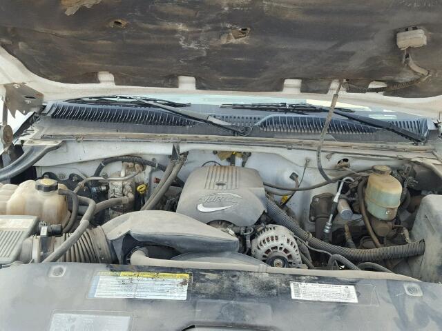 1GTHC29U31E177089 - 2001 GMC SIERRA C25 WHITE photo 7