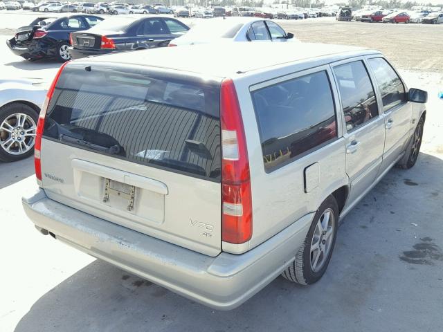 YV1LW61J6Y2736425 - 2000 VOLVO V70 BASE SILVER photo 4