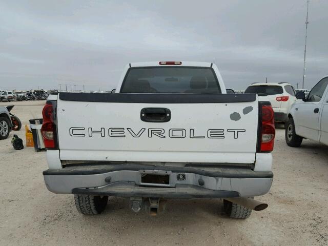 1GCHC24U37E112680 - 2007 CHEVROLET SILVERADO WHITE photo 6