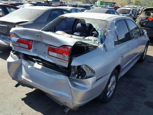 1HGCG16542A078068 - 2002 HONDA ACCORD EX SILVER photo 4