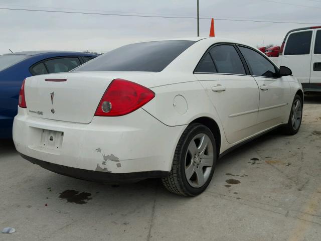 1G2ZG57BX84202019 - 2008 PONTIAC G6 BASE WHITE photo 4