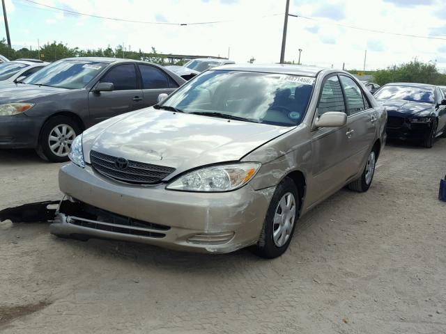 4T1BE32K54U836083 - 2004 TOYOTA CAMRY LE TAN photo 2