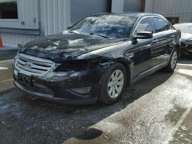 1FAHP2DW9AG166007 - 2010 FORD TAURUS SE BLACK photo 2