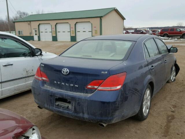 4T1BK36B36U107974 - 2006 TOYOTA AVALON XL BLUE photo 4